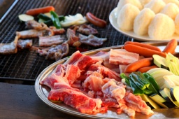 8月11日(日)横浜ＢＢＱ◆60人戸塚バーベキュー♪♀2000♂4000/駅徒歩５分＊５０人＊飲み食べ放題♪