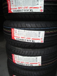 セダンタイヤ　サマータイヤ激安　激安輸入タイヤ販売、大阪、和歌山など