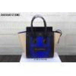 目立ち度満点、上質なセリーヌ コピー 販売二つ折り財布