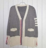 今季らしいトムブラウン コピーニットカーディガン