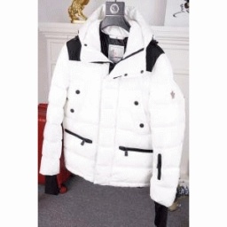 大絶賛！ 2016-17新作 モンクレール 保温効果は抜群 ダウンジャケット