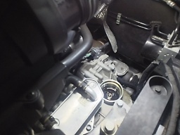 自動車整備、自動車修理、自動車用部品取付け販売和泉市・泉大津市・岸和田市・高石市・堺市