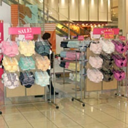 AMO'S STYLE「ランジェリーセール」