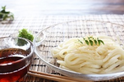 親子でうどん打ち体験 | ハウスクエア横浜