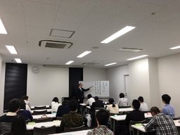 8/5夜　「ビジネスマンも学ぶ仏教」