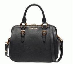 個性の強い小物が活きるmiumiu スーパーコピー　バッグ