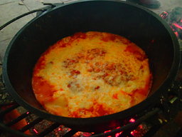 ソトごはん倶楽部～チーズトロトロ、あつあつの「ラザニア」～