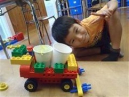 ブロックとロボットで学ぶ科学教室