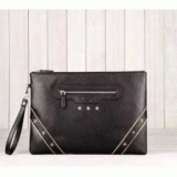 誕生日に雑誌に載っていたジバンシー コピー　財布をプレゼントしたい