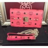 大人カジュアルなコーディネートのmcm コピー　バッグ