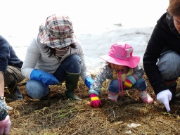 なべくら高原・森の家　スノーキャロットジュース＆アイス作り