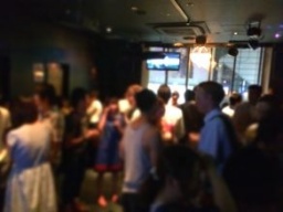 7月30日(木) 明治神宮前 木曜日の夜にピザを片手にGaitomo国際交流パーティー