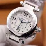 エレガントな色合いに、存在感も抜群のカルティエ 偽物