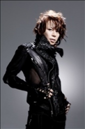 T.M.Revolution ニューシングル「Naked arms / SWORD SUMMIT」 発売記念 「T.M.R.15 vs 戦国BAS...
