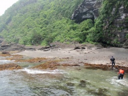 南房総の海と川を楽しもう! 海岸線アドベンチャーハイク ~磯場・砂浜を越え、海を渡り、海...
