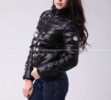 高品質を演出するモンクレール スーパーコピー