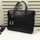 発色の良い色合いバーバリー バッグ コピー