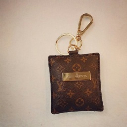 キラキラと上品に輝く大人気のエルメス 財布 コピー