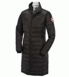 女性の定番人気のカナダグース、Canada Gooseの保温性が強い厚型レディースロングダウンジャケット