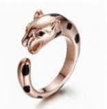 おすすめカルティエ コピーのシルバーリングをご紹介