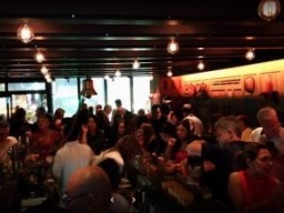 2017年11月11日(土)19:00～ ★ 六本木 インターナショナルバーで楽しむGaitomo国際交流パーティー