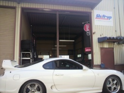 大阪府・和泉市・18インチタイヤ激安販売中！