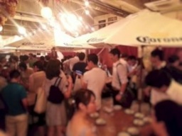 10月1日(木) 原宿 宮殿リゾート風カフェで平日Gaitomo国際交流パーティー