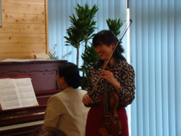 全盲のバイオリニスト角田育代バイオリンコンサート（愛知）