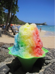 虹色模様のシェイブアイスを召し上がれ | ハウスクエア横浜