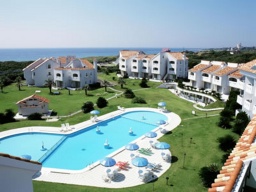 [日帰りツアー・体験イベント]南欧風ホテルで優雅な1日！『ホテルアクシオン館山』日帰り温泉プ...