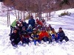 シーズン第1弾☆高級ホテルお泊まりスキースノーボード&温泉バスツアー 社会人サークルFEAD