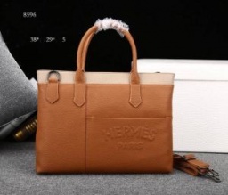 エルメス コピー　バッグは大人の色気を感じさせられる