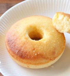 鹿児島の紅茶と焼ドーナッツのセットを召し上がれ! | ハウスクエア横浜