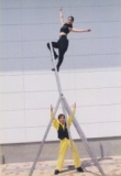 「ジュン＆ユリ ミニアクロバットショー」