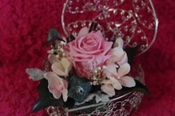 ハートのバスケットにバレンタインアレンジメントレッスン♥