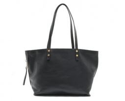 長く愛用できるクロエ バッグ新作が披露