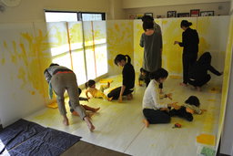 [麻布十番／２歳] 全身でペイント！Baby FREELY☆Earth（地球）