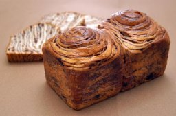 [ポンパドウル]人気のチョコパン　6/13(土)限定発売！