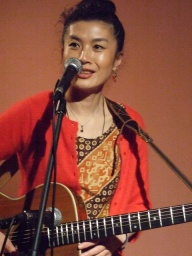 よしだよしこライブ＠ 修善寺 「かふぇどしーれ」 