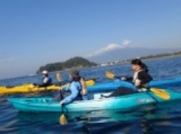 【週末アウトドアイベント　本格シーカヤック体験ツアーin湘南】社会人サークルFEAD