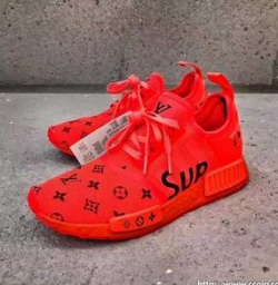 クッション性に優れたのシュプリーム コピースニーカー