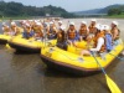 週末イベント ラフティング＆温泉＆美味いものツアー　アウトドア社会人サークルFEAD