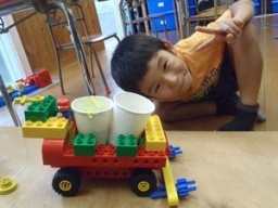 ブロックとロボットで学ぶ科学教室