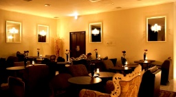 8/16(日)【東京・青山*国際交流】シングル限定!150名国際交流パーティー★優雅なセレブラウン...