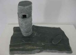 青石だけの彫刻展