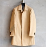 本格的な風合いのthome browne コピージャケット