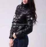 最高級のモンクレール 激安 偽物ジャケット