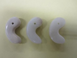 体験コーナー「まが玉を作ろう」