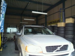 輸入車用タイヤ販売 　SUVタイヤ　AUDI　ポルシェ　BMW　ベンツなど