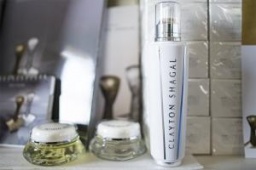 スキンケア、成熟した肌(40代～60代)などに効果！　スキンケア商品販売　クレイトンシャガール販売